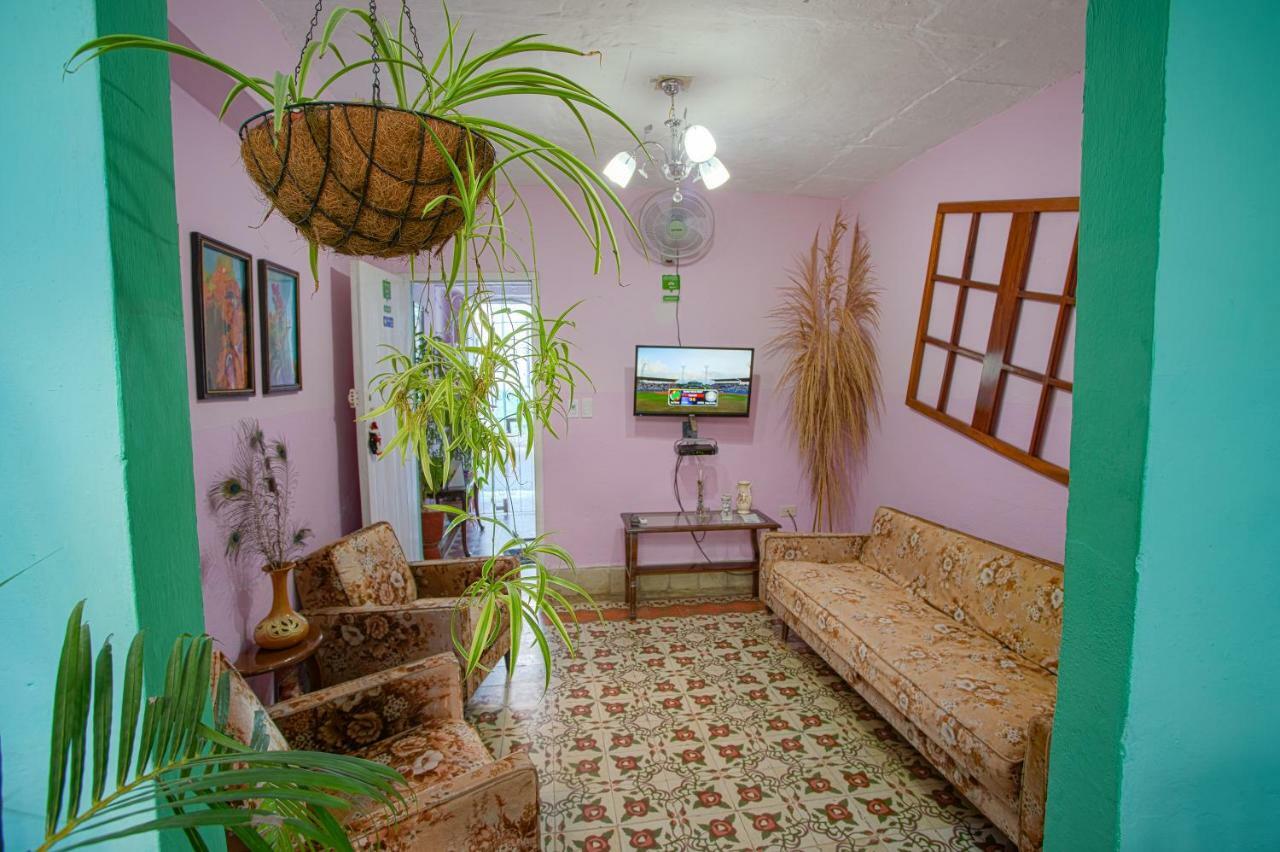 Hostal Familia Rivalta Apartment San Miguel ภายนอก รูปภาพ